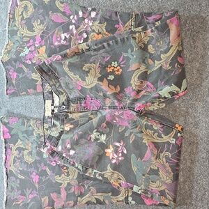 Chelsea and Violet Flare Floral Jeans - Size 29 High Rise Fit
